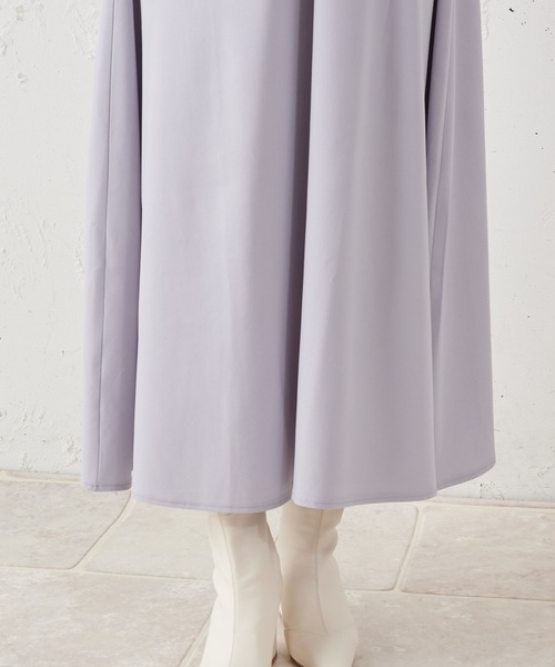 MIIA（ミーア）の「ウエストリボンパフスリーブロングワンピース（ワンピース・レディース・ブラック/ベージュ/ブルー・FREE）」の13枚目の写真