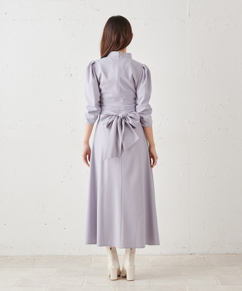 MIIA（ミーア）の「ウエストリボンパフスリーブロングワンピース（ワンピース・レディース・ブラック/ベージュ/ブルー・FREE）」の19枚目の写真