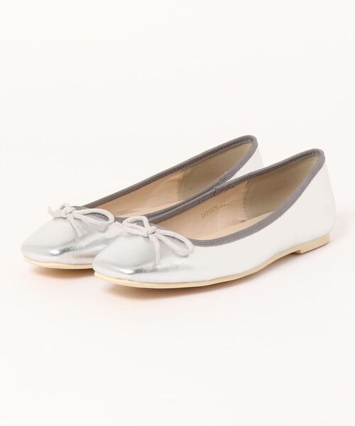 Te chichi（テチチ）の「エナメルリボンシューズ（パンプス・レディース・ブラック/シルバー/ブルー・38/37）」の6枚目の写真