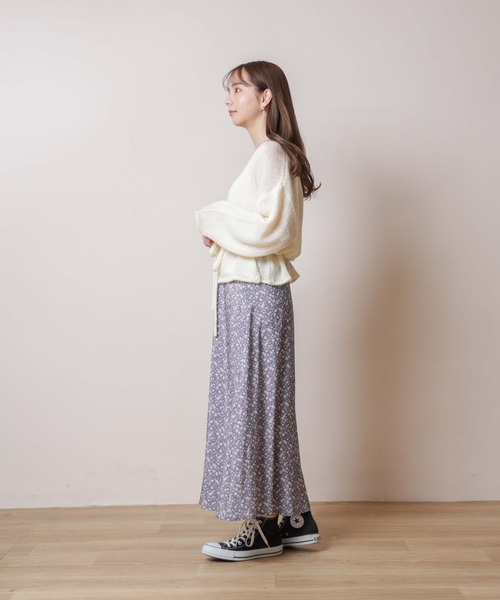 flower（フラワー）の「エアリーニットカーディガン（カーディガン/ボレロ・レディース・パープル/アイボリー・FREE）」の12枚目の写真