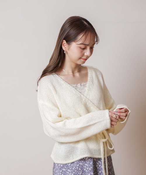 flower（フラワー）の「エアリーニットカーディガン（カーディガン/ボレロ・レディース・パープル/アイボリー・FREE）」の7枚目の写真