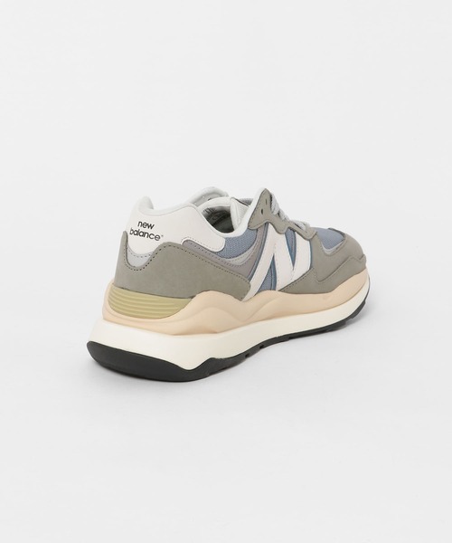 NEW BALANCE(ニューバランス)の「NEW BALANCE M5740LLG(スニーカー・メンズ・グレー系その他・26/27)」の4枚目の写真