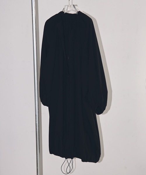 TODAYFUL(トゥデイフル)の「【TODAYFUL/トゥデイフル】ライトギャザーコート(その他アウター・レディース・ホワイト/ブラック・36)」の15枚目の写真