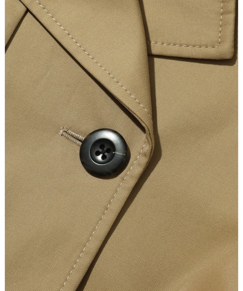 A BATHING APE(アベイシングエイプ)の「BPY EMBROIDERED CUTOUT TRENCH(トレンチコート・レディース・ベージュ・X-SMALL)」の10枚目の写真