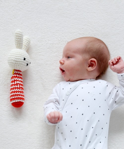 Dick Bruna（ディックブルーナ）の「ラトル ウィズ ミュージック / ストライプ ミッフィー（その他ベビー用品・キッズ・ブルー/レッド・FREE）」の4枚目の写真