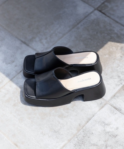 Andemiu（アンデミュウ）の「アツゾコミュール299113（サンダル・レディース・ホワイト/ブラック/ブラウン・SMALL/MEDIUM/LARGE）」の3枚目の写真