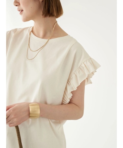 earth music&ecology（アースミュージックアンドエコロジー）の「袖フリルカットプルオーバー（Tシャツ/カットソー・レディース・ベージュ/グレー/オフホワイト・FREE）」の5枚目の写真