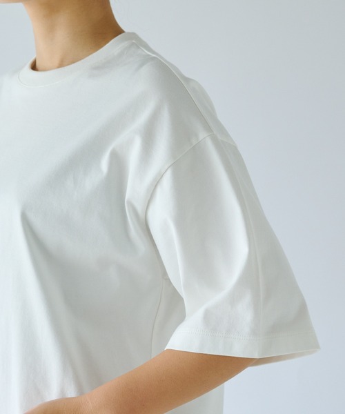 RIVE DROITE（リヴドロワ）の「セミフレアースリーブカットソー（Tシャツ/カットソー・レディース・オフホワイト/ブラック/キャメル・FREE）」の18枚目の写真