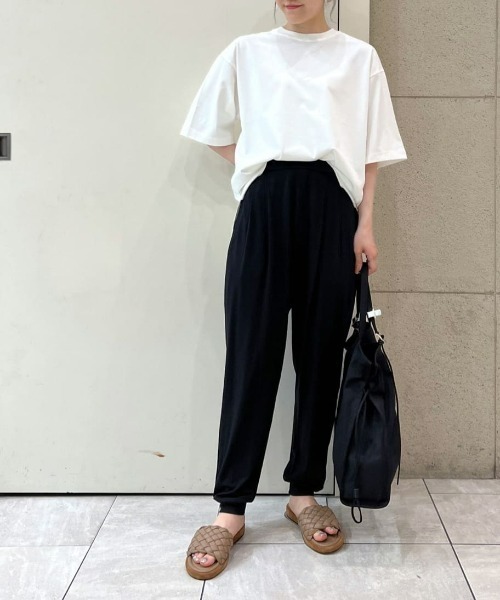 RIVE DROITE（リヴドロワ）の「セミフレアースリーブカットソー（Tシャツ/カットソー・レディース・オフホワイト/ブラック/キャメル・FREE）」の5枚目の写真