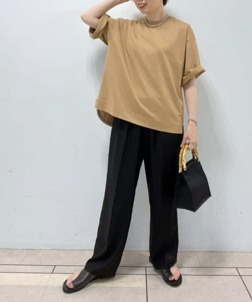 RIVE DROITE（リヴドロワ）の「セミフレアースリーブカットソー（Tシャツ/カットソー・レディース・オフホワイト/ブラック/キャメル・FREE）」の6枚目の写真