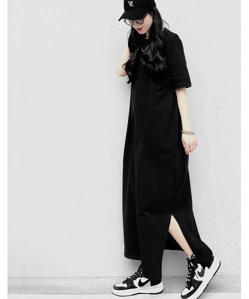 Back open design maxi one-piece / バックオープンデザイン