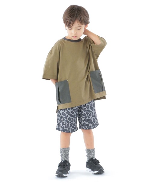SHIPS(シップス)の「SHIPS KIDS:100~130cm / <多機能>マルチエフェクト(R) ポケット TEE(Tシャツ/カットソー・キッズ・ブラック/カーキ・100/110/120/130)」の5枚目の写真