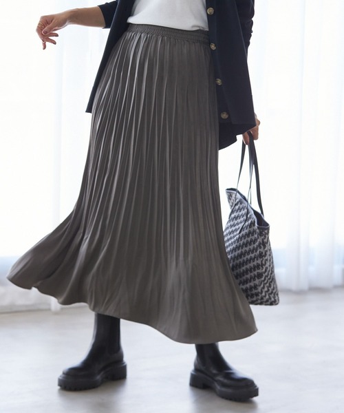 BAYFLOW(ベイフロー)の「ピーチプリーツスカート(スカート・レディース・ライトグレー/ライトブルー/ブラウン/イエロー・SMALL/MEDIUM)」の2枚目の写真
