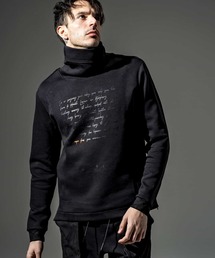 C DIEM(カルペディエム)立体プリントモックネックロングTシャツ