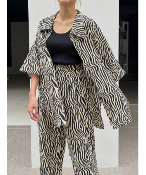 AMAIL（アマイル）の「Ethic linen half shirt（シャツ/ブラウス・レディース・ベージュ/ピンク/ホワイト×ブラック・FREE）」の5枚目の写真