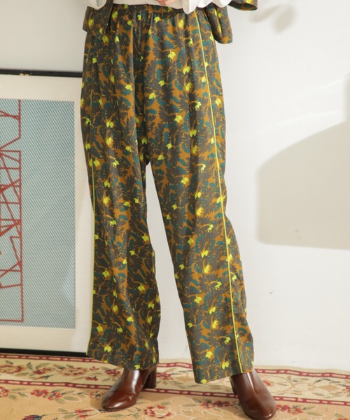 ROSE BUD（ローズバッド）の「柄セットアップパンツ（その他パンツ・レディース・ブラウン/ブルー・FREE）」の2枚目の写真