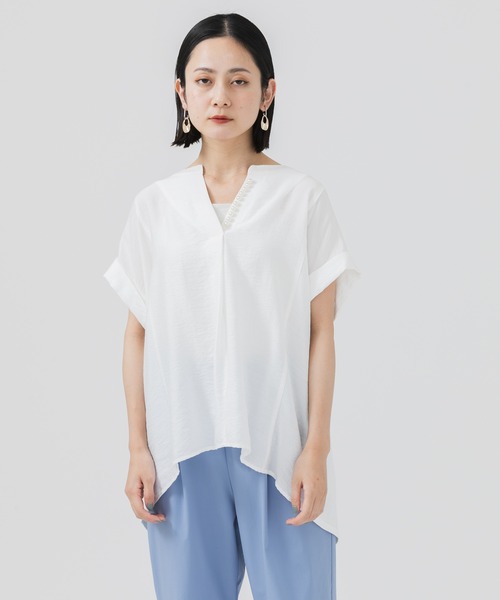 Dignite collier(ディニテコリエ)の「Dignite collier パール付切替ブラウス(シャツ/ブラウス・レディース・ホワイト/ブラック・FREE)」の5枚目の写真