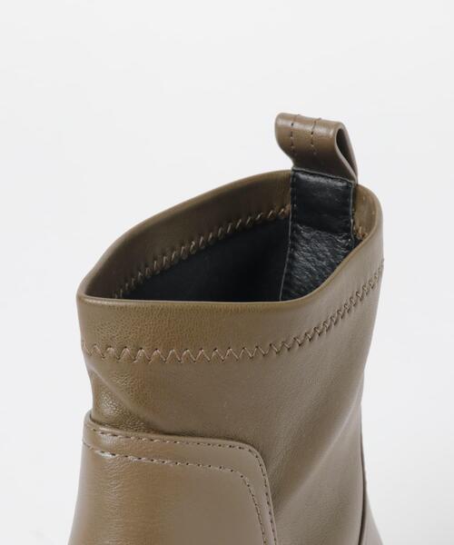 ITEMS URBANRESEARCH(アイテムズ アーバンリサーチ)の「トラックソールストレッチブーツ(その他シューズ・レディース・ブラック/オリーブ/アイボリー・SMALL/MEDIUM/LARGE)」の12枚目の写真