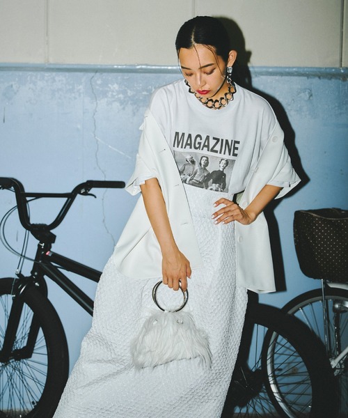 Narcissus（ナルシス）の「【Narcissus】マガジンロゴTシャツ（Tシャツ/カットソー・レディース・ホワイト/ブラック・FREE）」の3枚目の写真