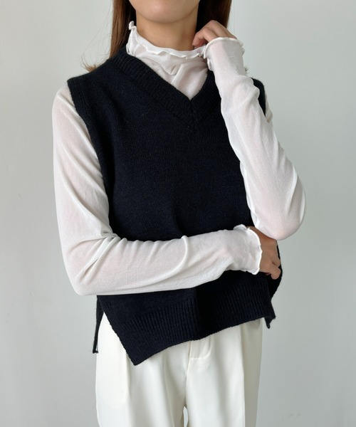 CLEA（クレア）の「バックレイヤードニットベスト（ベスト・レディース・ブラック/ネイビー/オリーブ/アイボリー/ナチュラル・FREE）」の3枚目の写真