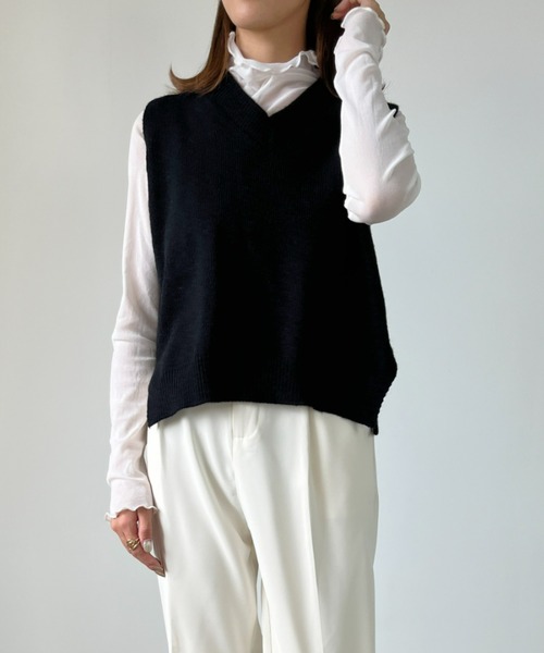 CLEA（クレア）の「バックレイヤードニットベスト（ベスト・レディース・ブラック/ネイビー/オリーブ/アイボリー/ナチュラル・FREE）」の19枚目の写真