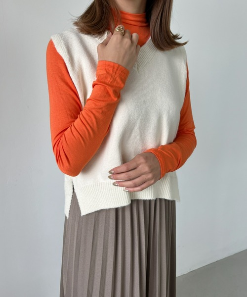 CLEA（クレア）の「バックレイヤードニットベスト（ベスト・レディース・ブラック/ネイビー/オリーブ/アイボリー/ナチュラル・FREE）」の7枚目の写真