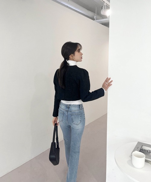 by muni:r(バイ ムニール)の「ノーカラーパフショルダークロップドジャケット(ノーカラージャケット・レディース・ブラック/ピンク/アイボリー・FREE)」の19枚目の写真