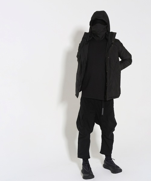 CIVILIZED（シヴィライズド）の「ANKLE CUT LOOSE CARGO PANTS（カーゴパンツ・メンズ・ブラック・2）」の5枚目の写真