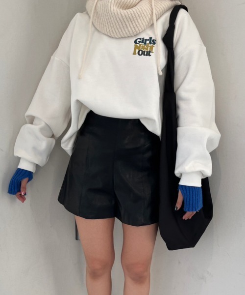 nemne store（ネンネストア）の「【低身長用サイズあり】フェイクレザーショートパンツ（その他パンツ・レディース・ブラック/ブラウン/ベージュ・SMALL/MEDIUM）」の8枚目の写真