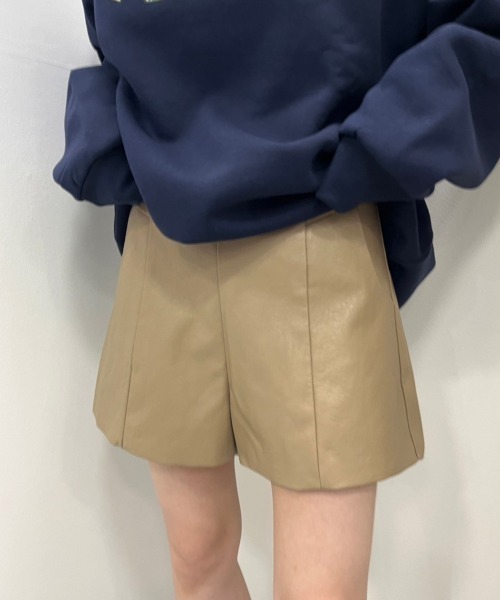 nemne store（ネンネストア）の「【低身長用サイズあり】フェイクレザーショートパンツ（その他パンツ・レディース・ブラック/ブラウン/ベージュ・SMALL/MEDIUM）」の14枚目の写真