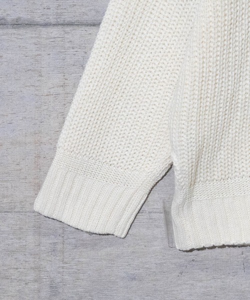 JOHN'S CLOSET(ジョンズクローゼット)の「【50】ケーブル切り替え ボトルネックニット(ニット/セーター・メンズ・ホワイト/グリーン/ベージュ/ブラック/グレー・MEDIUM/LARGE)」の7枚目の写真