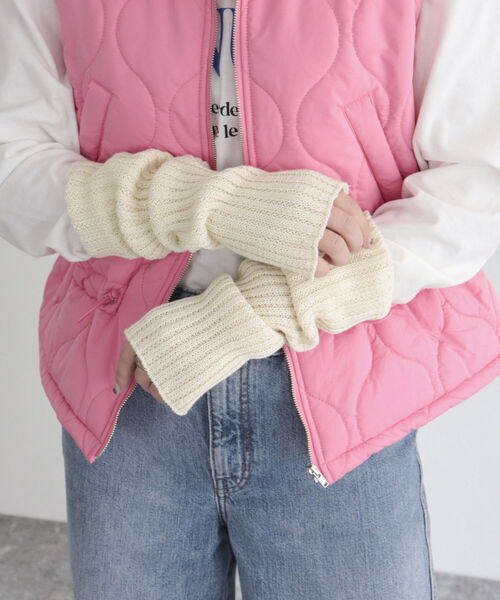 fredy emue（フレディエミュ）の「コットンアームカバー（アームカバー・レディース・ライトグリーン/キナリ/ブラウン・FREE）」の4枚目の写真