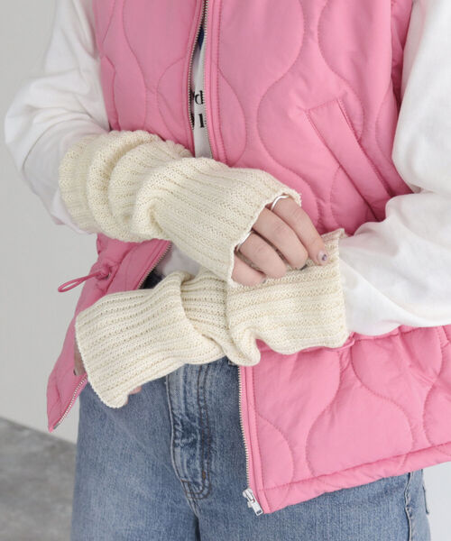 fredy emue（フレディエミュ）の「コットンアームカバー（アームカバー・レディース・ライトグリーン/キナリ/ブラウン・FREE）」の7枚目の写真