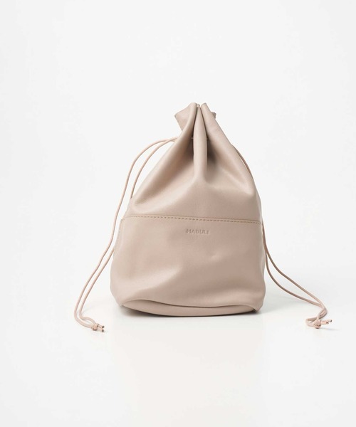 MADULI（マドゥリ）の「MADULI ミニ巾着バッグ（ハンドバッグ・メンズ・ブラック/ダークブラウン/ライトベージュ/シルバー・FREE）」の4枚目の写真