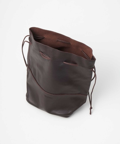 MADULI（マドゥリ）の「MADULI ミニ巾着バッグ（ハンドバッグ・メンズ・ブラック/ダークブラウン/ライトベージュ/シルバー・FREE）」の8枚目の写真