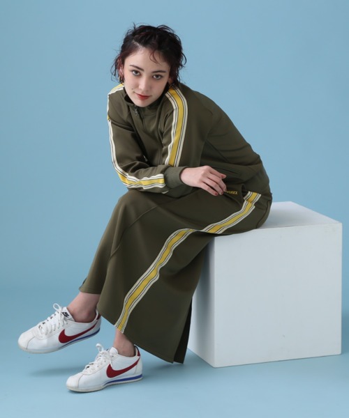 AVIREX（アヴィレックス）の「《WEB&DEPOT限定》TRACK SKIRT/ トラックスカート（スカート・レディース・オリーブ/ブラック/ライトブルー・FREE）」の15枚目の写真
