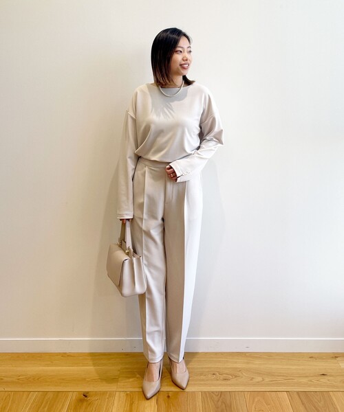 OPAQUE.CLIP（オペークドットクリップ）の「◆セットアップ対応 パール調ボタンジョーゼットトップス（Tシャツ/カットソー・レディース・ライトブルー/ブラック/ライトベージュ・38/40/42）」の11枚目の写真