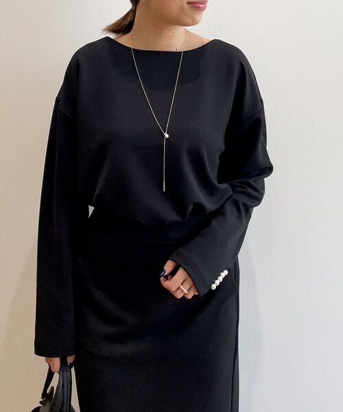 OPAQUE.CLIP（オペークドットクリップ）の「◆セットアップ対応 パール調ボタンジョーゼットトップス（Tシャツ/カットソー・レディース・ライトブルー/ブラック/ライトベージュ・38/40/42）」の2枚目の写真