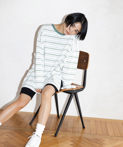 WoM(ワム)の「MULTI BORDER TOPS(Tシャツ/カットソー・レディース・オフホワイト/ネイビー/ピンク/ライトブルー・FREE)」の2枚目の写真