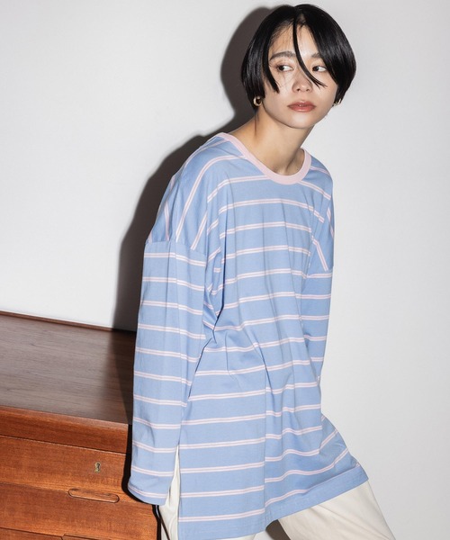 WoM(ワム)の「MULTI BORDER TOPS(Tシャツ/カットソー・レディース・オフホワイト/ネイビー/ピンク/ライトブルー・FREE)」の1枚目の写真