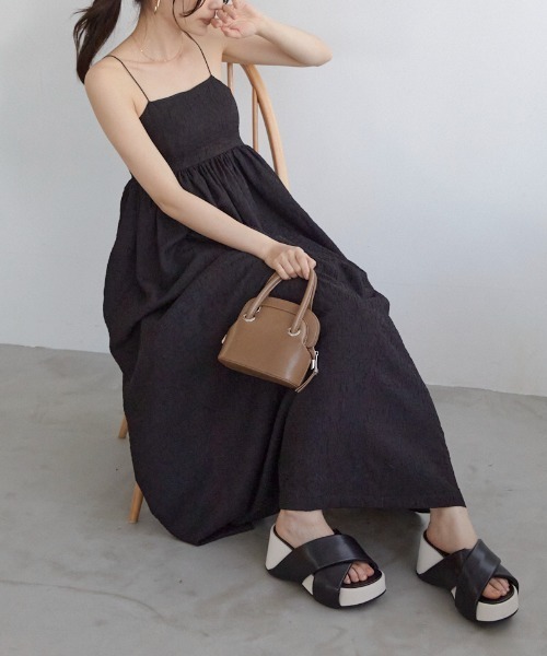 ACYM（アシーム）の「Pin strap volumy dress（ワンピース・レディース・ベージュ/ブラック・FREE）」の19枚目の写真