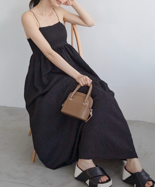 ACYM（アシーム）の「Pin strap volumy dress（ワンピース・レディース・ベージュ/ブラック・FREE）」の22枚目の写真