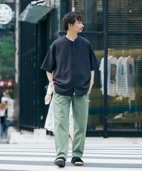 JOURNAL STANDARD relume(ジャーナルスタンダード レリューム)の「"イージーケア"TEC CANVAS バンドカラー 半袖シャツ(シャツ/ブラウス・メンズ・ブラウン系その他/ブラック/アイボリー/クリアブルー・LARGE/MEDIUM)」の6枚目の写真