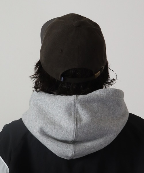 Well-Tailored(ウェルテイラード)の「Well-Tailored 6PANEL ベースボール キャップ WL(キャップ・メンズ・ベージュ/スミクロ/ブラック・FREE)」の17枚目の写真