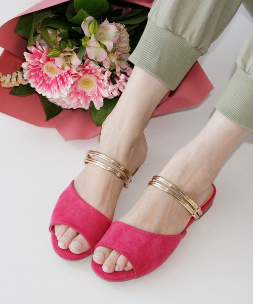 Fin(フィン)の「2WAYフラットサンダル【低反発スポンジ入り】(サンダル・レディース・ブラック/グレー/ピンク/キャメル・S/M/L/LL)」の21枚目の写真