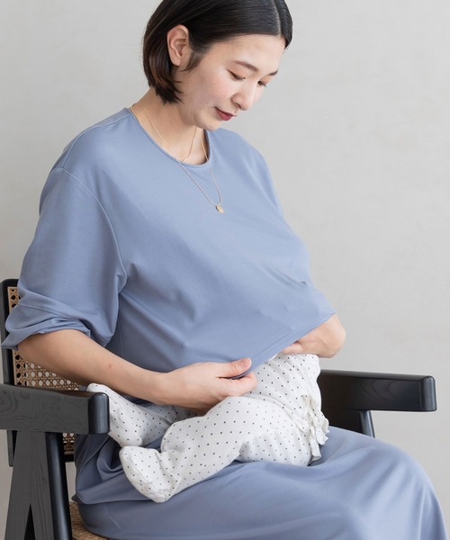 フェリシモMama（フェリシモママ）の「Ｍｏｒｅｄｄｅ　フォーマルシーンでも使える　授乳がかんたん　しなやかカットソーのデザインワンピース（マタニティウェア/グッズ・レディース・ブラック/グレイッシュブルー・MEDIUM/LARGE/X-LARGE）」の18枚目の写真