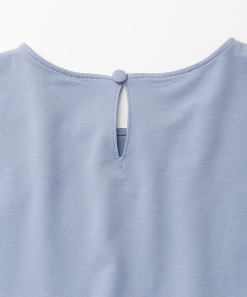 フェリシモMama（フェリシモママ）の「Ｍｏｒｅｄｄｅ　フォーマルシーンでも使える　授乳がかんたん　しなやかカットソーのデザインワンピース（マタニティウェア/グッズ・レディース・ブラック/グレイッシュブルー・MEDIUM/LARGE/X-LARGE）」の19枚目の写真