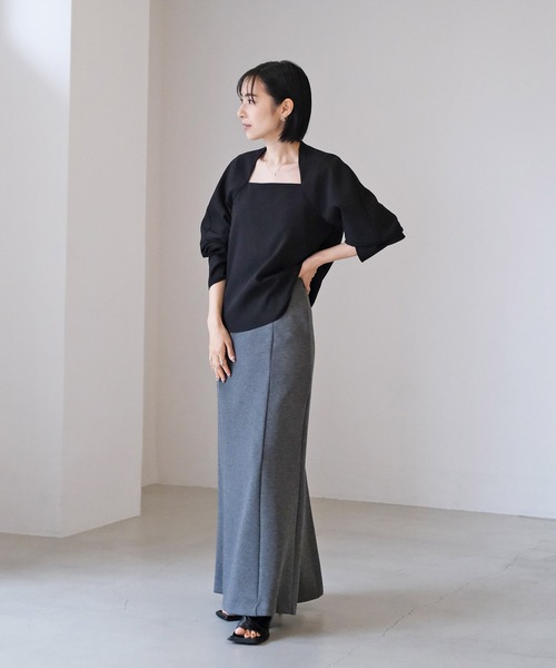 AKTE（アクテ）の「アーチネックボリュームスリーブブラウス（シャツ/ブラウス・レディース・ブラック/グレイッシュベージュ・FREE）」の12枚目の写真