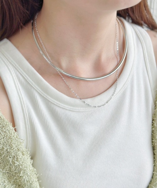 iso（イソ）の「メタルラウンド レイヤード チョーカー ネックカフ（チョーカー・レディース・ゴールド/シルバー・FREE）」の4枚目の写真