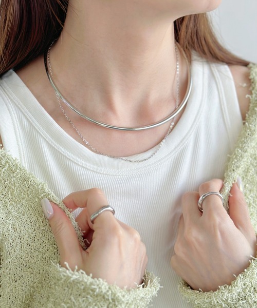 iso（イソ）の「メタルラウンド レイヤード チョーカー ネックカフ（チョーカー・レディース・ゴールド/シルバー・FREE）」の3枚目の写真